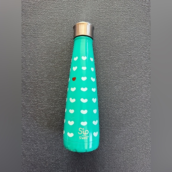Sip by S'well Teal Heart Pattern Bottle 15oz - Picture 1 of 2